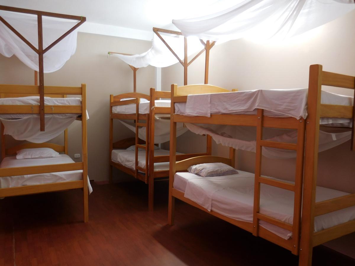 Tambopata Hostel ปูแอร์โต มัลโดนาโด ภายนอก รูปภาพ