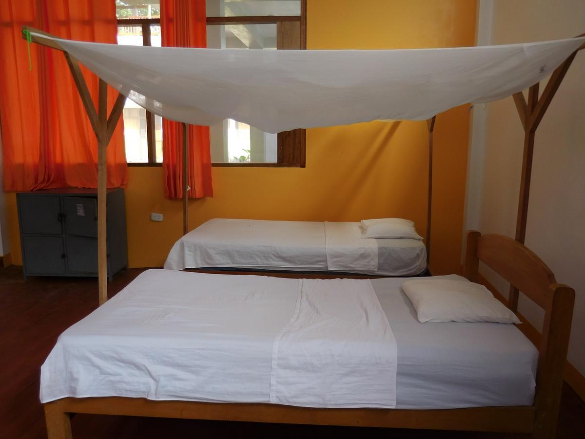 Tambopata Hostel ปูแอร์โต มัลโดนาโด ภายนอก รูปภาพ