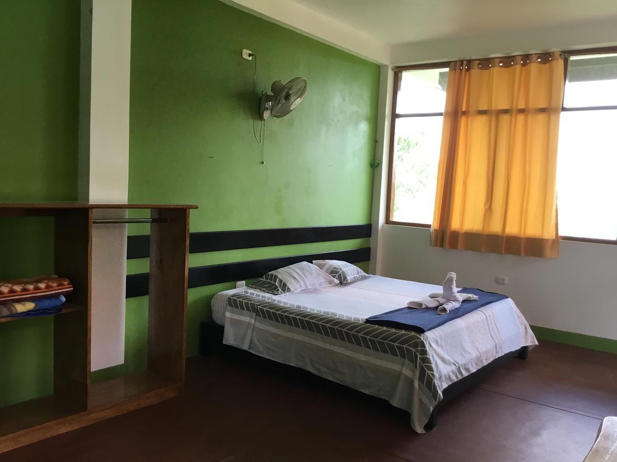 Tambopata Hostel ปูแอร์โต มัลโดนาโด ภายนอก รูปภาพ